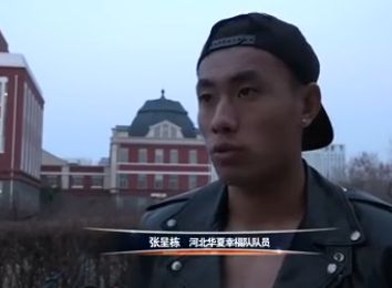 饥饿的丰满阿姨的欲望