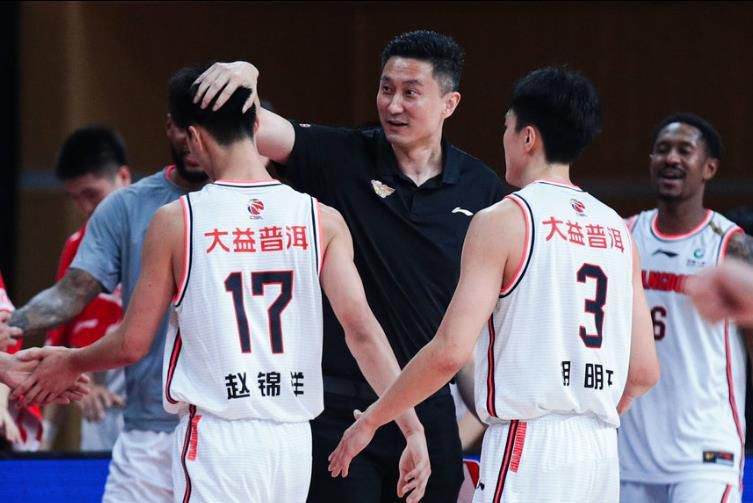 污宿舍伦流澡到高潮h女女小说